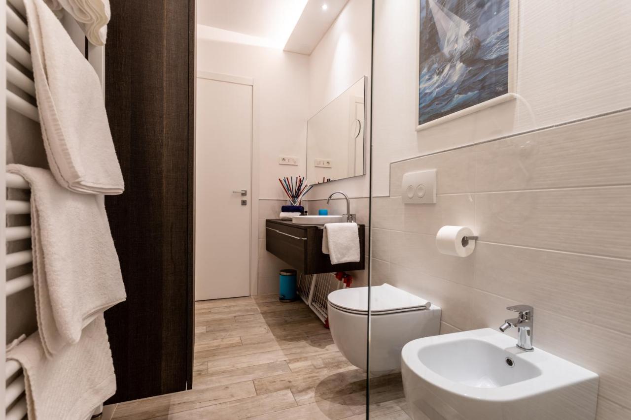 Valis Apartment